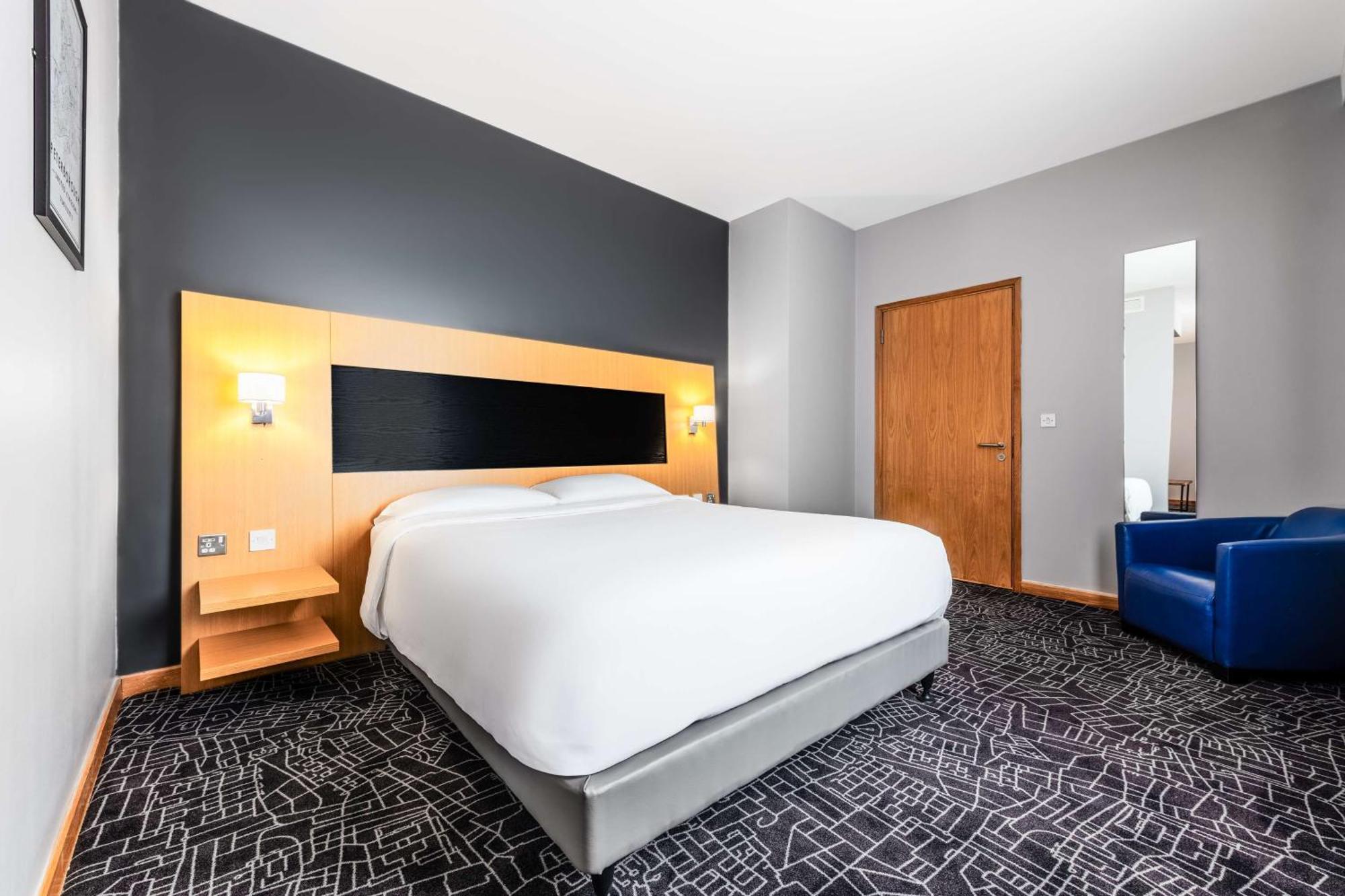 Park Inn By Radisson Peterborough Exterior foto
