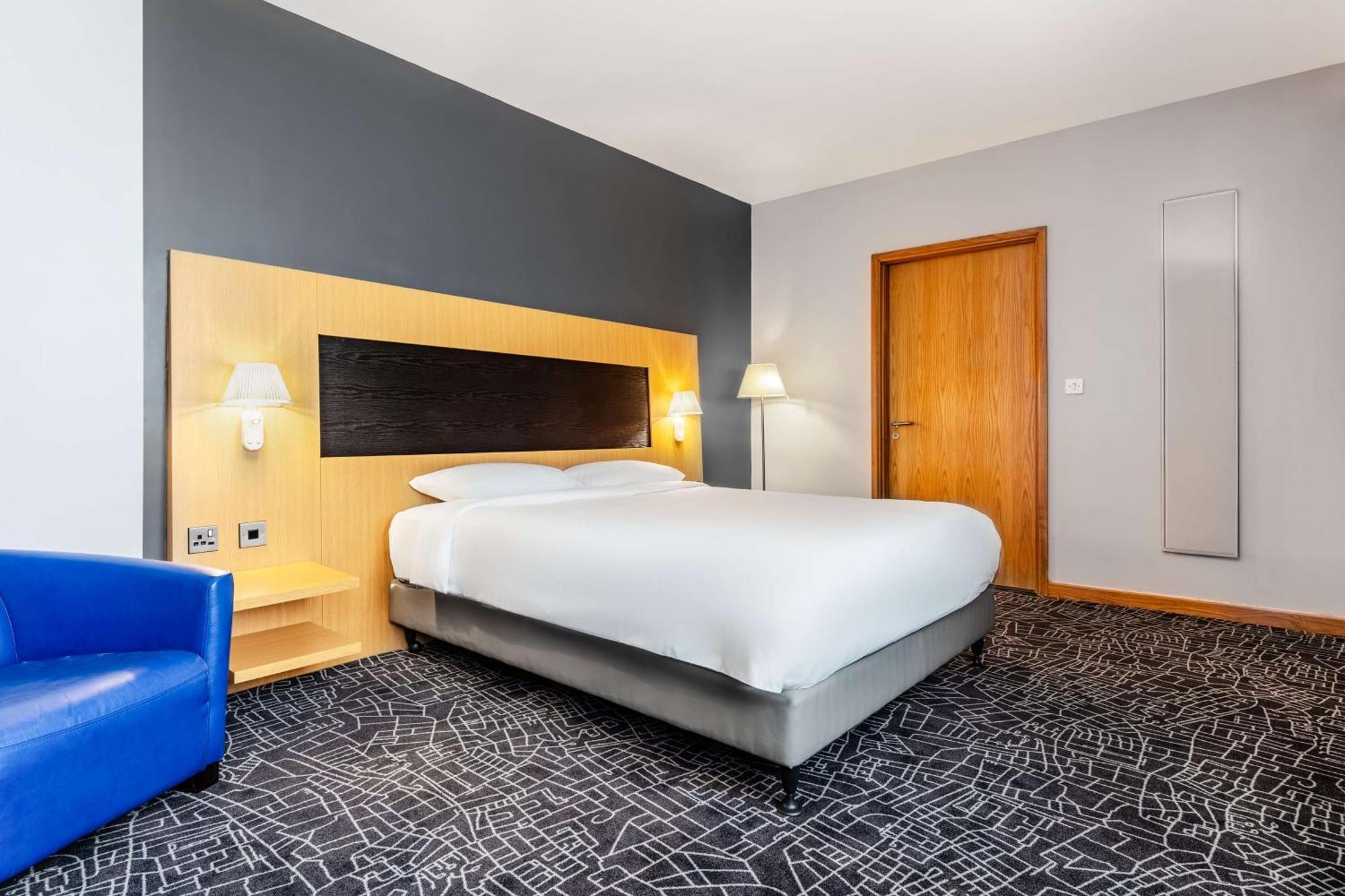 Park Inn By Radisson Peterborough Exterior foto